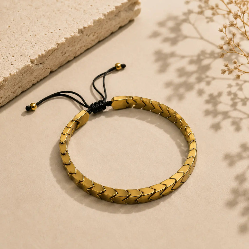 Arrow Edge Bracelet
